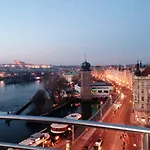 Vltava 公寓 *